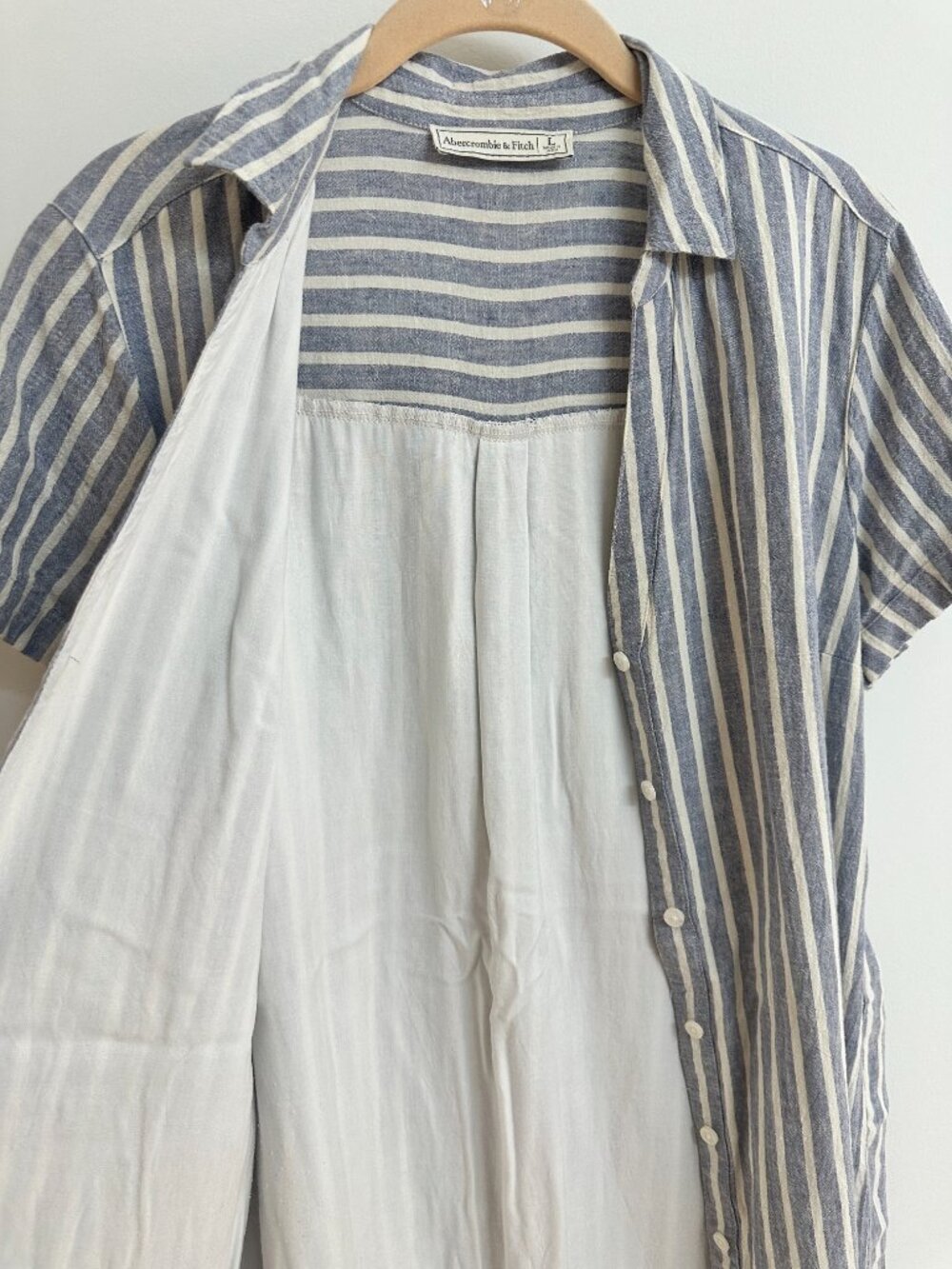 Abercrombie & Fitch Blue and White Striped Mini Shirt Dress - Picture 9 of 12